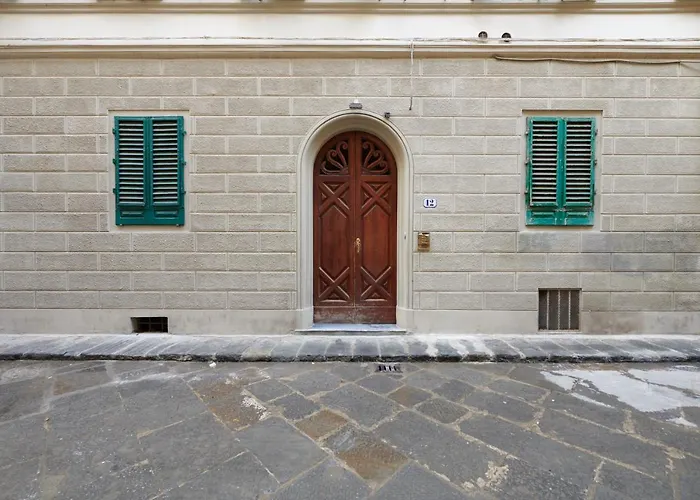 &Us Santa Croce